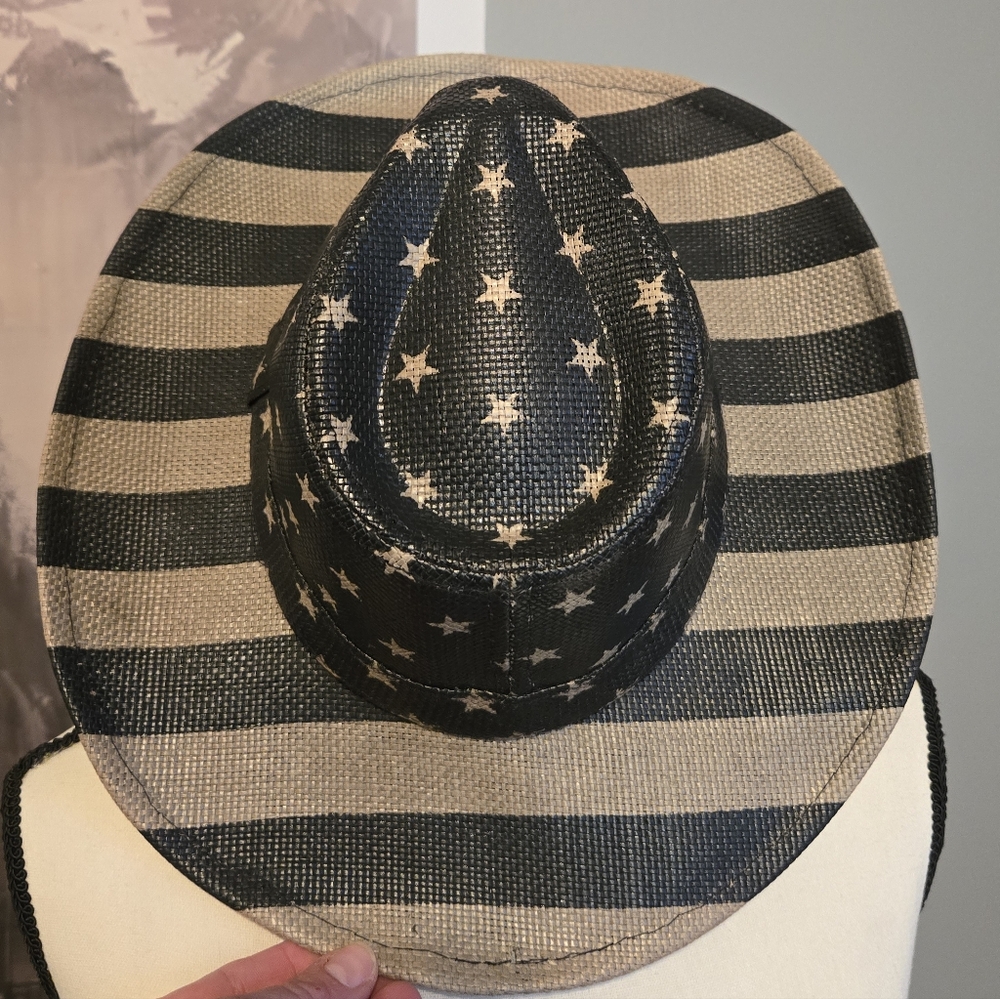 Solaray Striped Star Cowboy Hat. One Size. Lnwot.